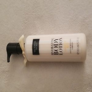 Victorias Secret NOS coconut milk body lotion